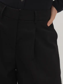 MUSEYN Black Woven Pleated Tailored Suit Trousers Structured Polished Office Work Fall New Season Capsule Wardrobe - Black - View 5