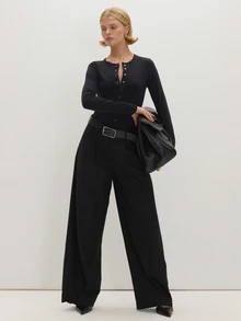 MUSEYN Black Woven Pleated Tailored Suit Trousers Structured Polished Office Work Fall New Season Capsule Wardrobe - Black - View 1