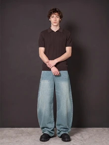 Manfinity Denimwave Y2K复古风男士蓝色水洗宽松筒状牛仔裤，做旧宽松版型，适合送给老公、男友，街头学院风运动休闲外出穿着 - 深色水洗藍 - 查看 3