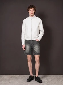 Manfinity Denimwave Pantalones cortos vaqueros de hombre con lavado vintage gris, bolsillos grandes, corte holgado y pierna ancha, estilo callejero, para verano - Gris - Ver 3
