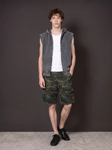 Manfinity Denimwave Men's Streetwear Casual Multi-Pocket Printed Camo Denim Shorts, Holiday - Army Green - View 3