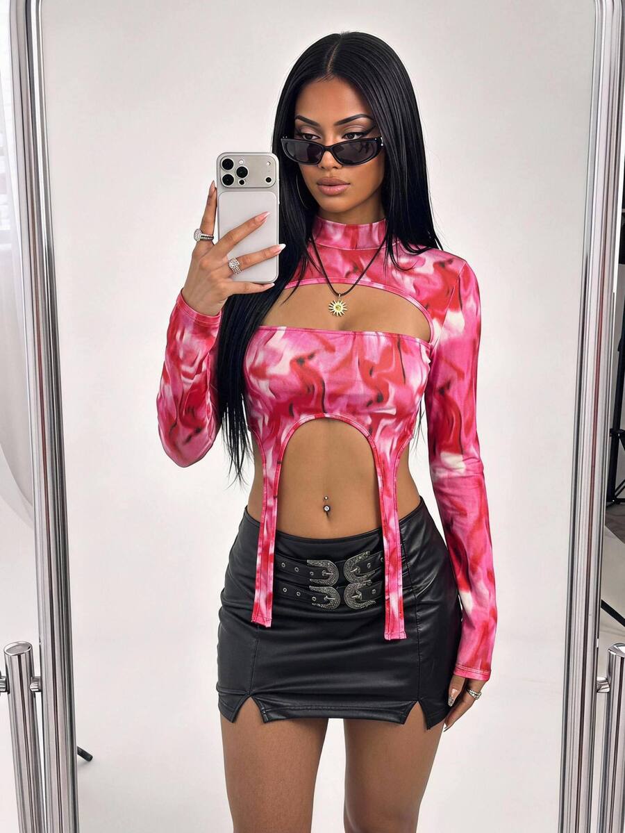 SHEIN X KeniaOs SHEIN ICON 扎染剪裁不对称下摆短款 T 恤 - 彩色 - 查看 1