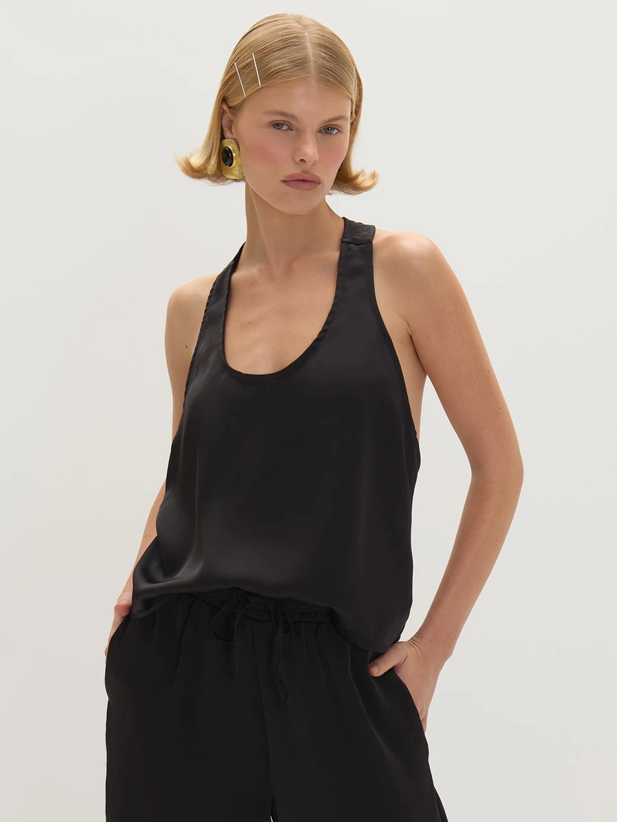 MUSEYN Black Satin Scoop Neck Racer Back Cami Top Everyday Casual Fall New Season Sapsule Wardrobe Fashion - Black - View 1