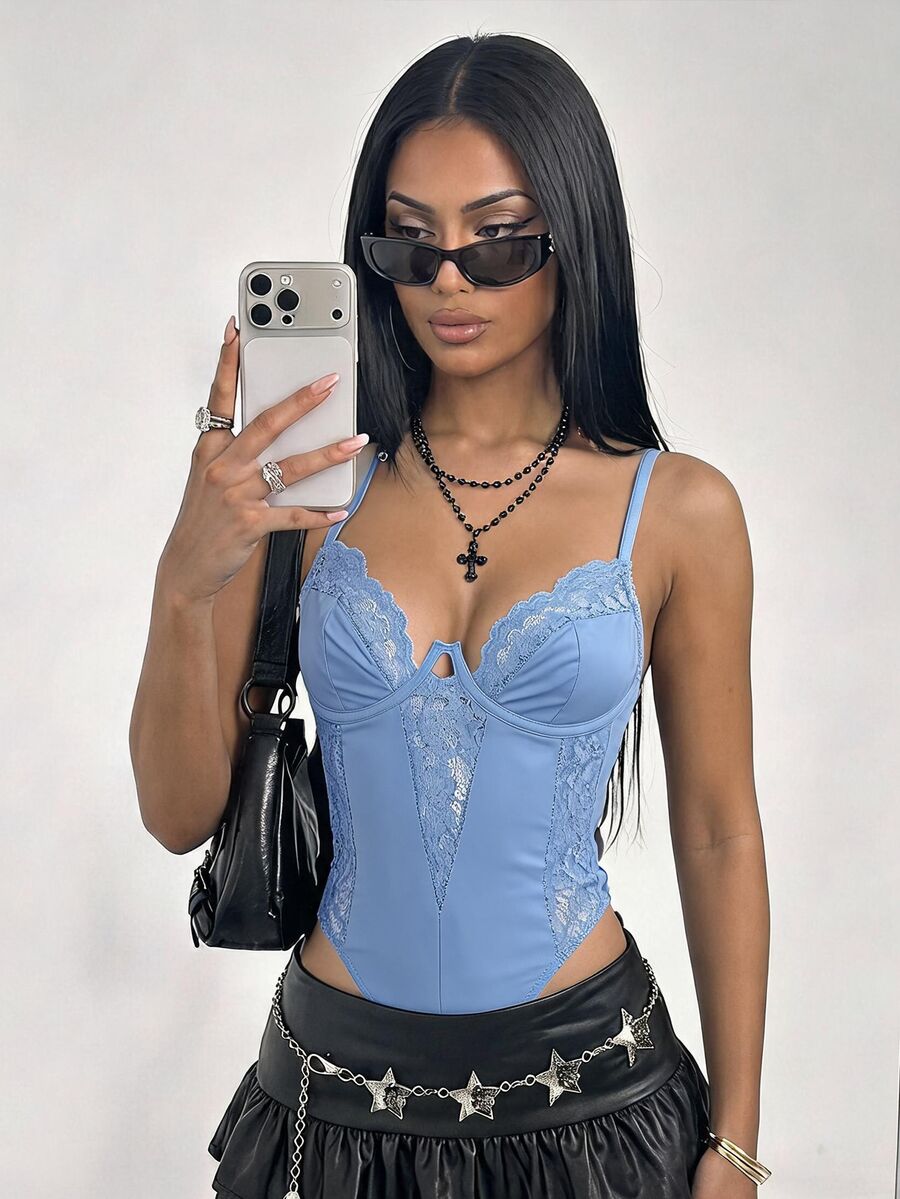 SHEIN ICON Y2K 春季嘉年华蕾丝拼接紧身吊带露脐上衣高腰露背连体衣女款 - 藍色 - 查看 1
