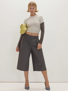 MUSEYN Celana Kulot Berlipit Tenun Warna Abu-abu Gelap - Dark Grey - View 1