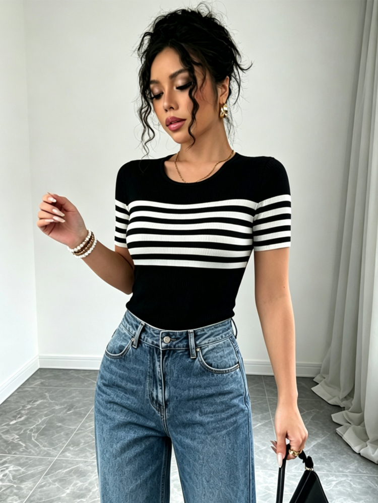Elenzga Women's Casual Colorblock Striped T-Shirt, Summer - Black and White - View 3