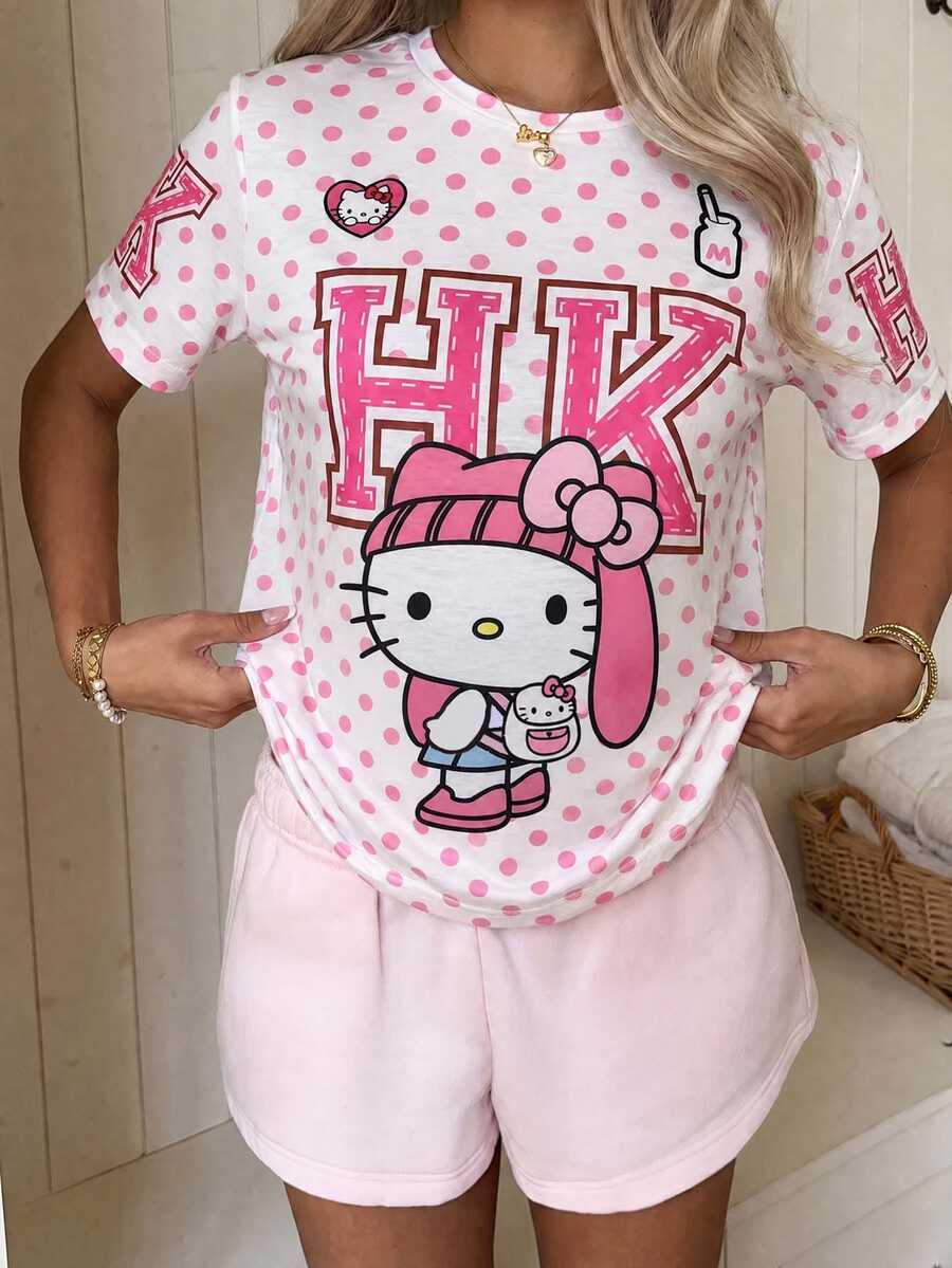 CovetEZ HELLO KITTY AND FRIENDS | SHEIN 休閒極簡圓領短袖寬鬆女款T恤,聯名印花圖案,適合外出、街頭穿搭、機場、時尚、返校、Y2K、派對、海灘度假、假日 - 彩色 - 查看 1