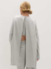 MUSEYN Light Grey Woven Cape Long Sleeve Cropped Tailored Top - Light Grey - View 5
