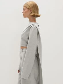 MUSEYN Light Grey Woven Cape Long Sleeve Cropped Tailored Top - Light Grey - View 4