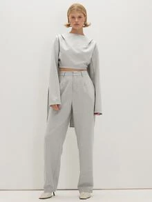MUSEYN Light Grey Woven Cape Long Sleeve Cropped Tailored Top - Light Grey - View 2