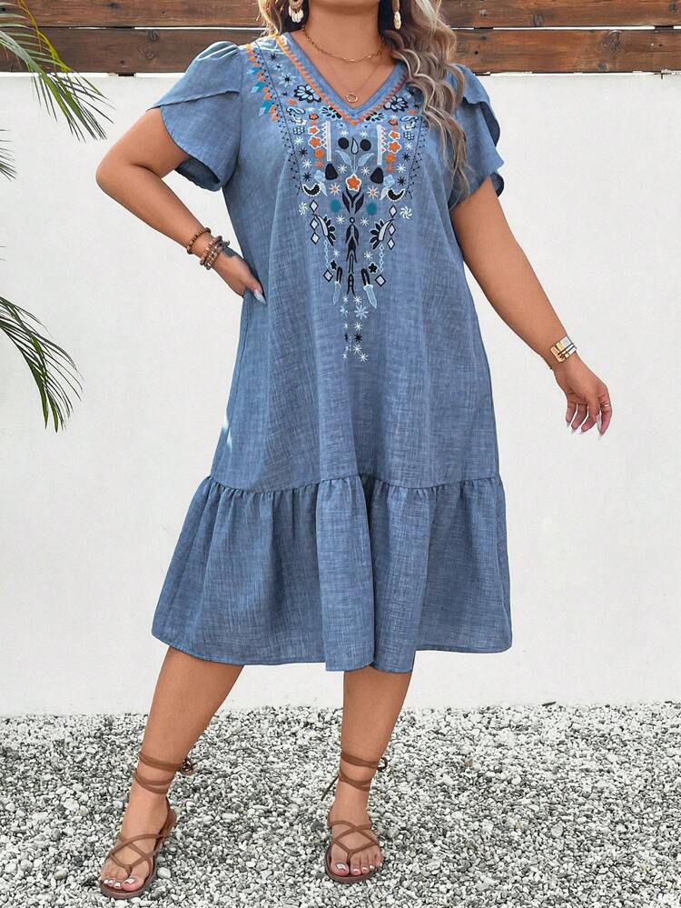 Breezaya Plus Size Floral Embroidered Sleeves Solid Color Linen-Look Casual Holiday Music Festival Dress - Blue - View 3