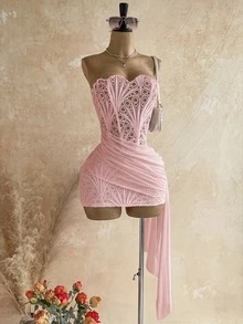 Soleia 女款性感度假無肩帶蕾絲紋理垂墜網紗抓皺胸衣迷你洋裝，適用海灘、郵輪、公路旅行、城市度假、約會、下午茶、波希米亞風、海邊、島嶼度假、夏季、音樂節、日常通勤、婚禮季、派對、嘉年華 - 粉色 - 查看 9