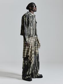Musero Oversized Drop Shoulder Trucker Jacket In 2 Tone Denim Patch Chest Pockets Slight Cropped Length Co Ord Jacket Only Autum Winter Essentials - Multicolor - View 3