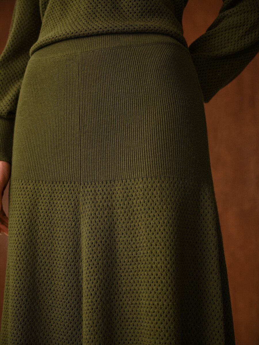 MOTF PREMIUM WOMEN'S AUTUMN/WINTER KNIT A-LINE LONG SKIRT - Olive Green - View 2