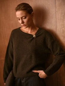 MOTF PREMIUM AUTUMN/WINTER SOFT & COZY WOOL BLEND KNIT ASYMMETRICAL ROUND NECK RHINESTONE BUTTON DECOR LOOSE CHOCOLATE COLOR PULLOVER SWEATER - Chocolate Brown - View 6