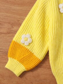 SHEIN Baby Girls V-Neck Yellow Cardigan With Cute Bee And Flower Appliques Long Sleeve Knitted Autumn Sweater - Yellow - View 7