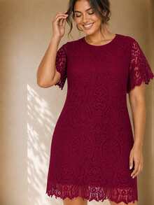 ELLERISSA Plus Size Burgundy Lace Short Sleeve Shift Dress With Scallop Hem - Burgundy - View 3