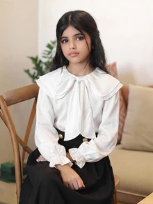 SHEIN 青少年女孩童裝寬鬆休閒極簡舒適荷葉邊蝴蝶結肩帶上衣 開學季 - 白色 - 查看 3