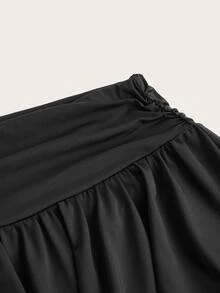 GalTyme Plus Size Women Black Pleated Mini Black Skort Autumn Date Night Sexy Fall - Black - View 4