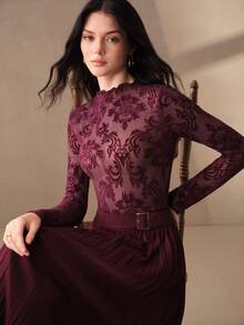 Anewsta Kaos Wanita Lengan Panjang Jala Bermotif Bunga Burgundy Musim Gugur, Cocok untuk Kencan, Pesta, Malam Hari, Perjalanan Sehari-hari, Gaya Vintage, Elegan, Minimalis, Seksi, dan Pas Badan. - Burgundy - View 6