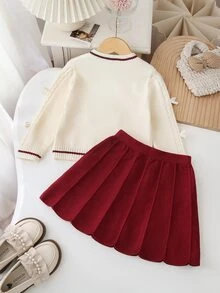 HELLO KITTY AND FRIENDS | SHEIN GraphicGems 女童 2 件套針織套裝，圓領毛衣與裙子，毛巾刺繡套頭針織上衣配紅色裙子，柔軟舒適，簡約可愛優雅風，長袖，適合旅行與外出，秋冬款 - 彩色 - 查看 2