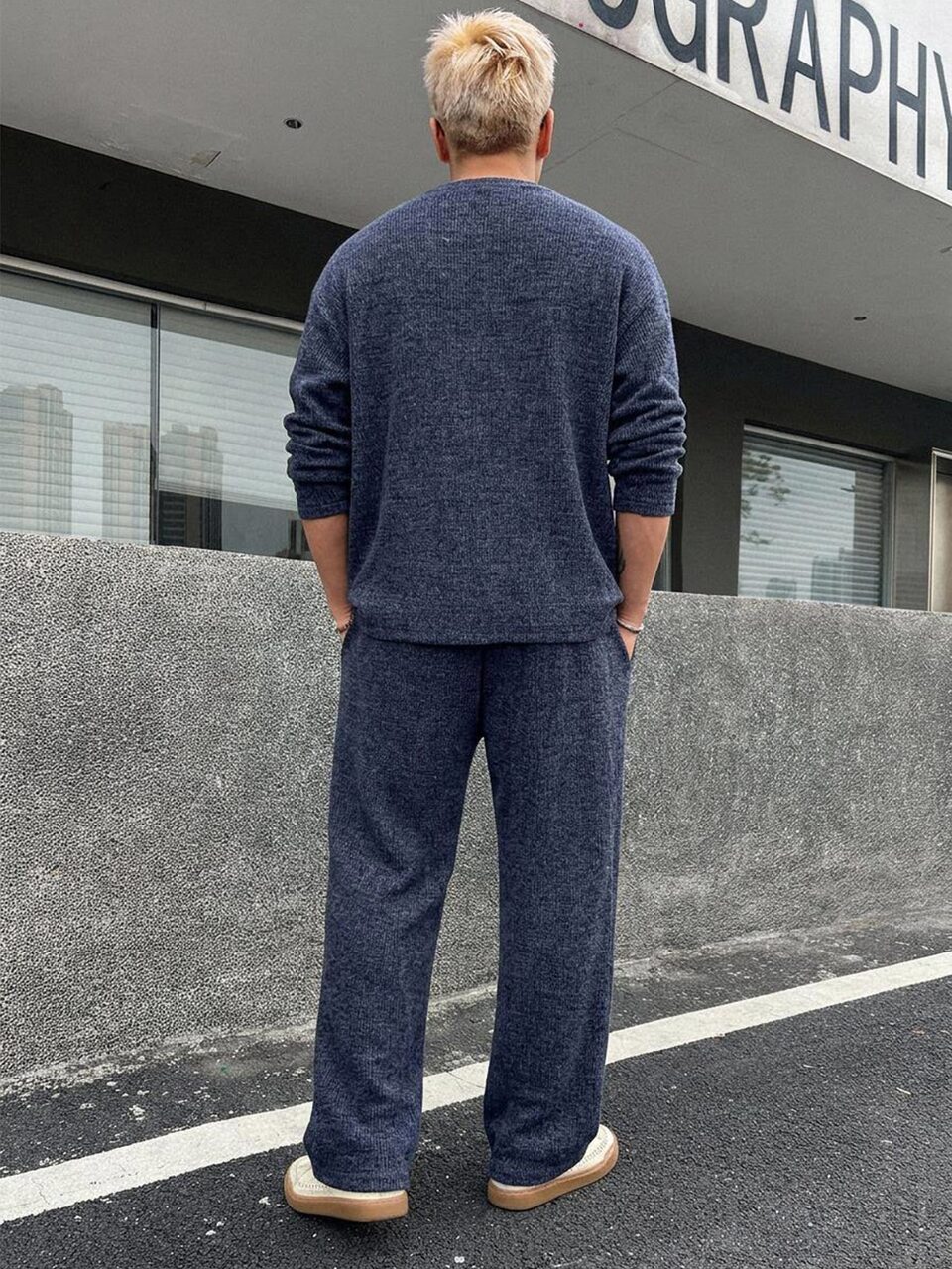 Long Sleeve Knit Fabric V-Neck Half-Button Front Navy Blue Men's T-Shirt And Pants Set Fall