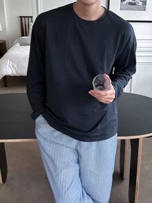 DAZY 春秋款男士居家服套裝：純色長袖T恤與復古格紋長褲 - 彩色 - 查看 1
