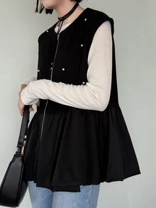 FRIFUL Women's Early Autumn New Korean Style Beaded Decor Layered Hem Pleated Ruffle Tank Top - Black - View 2
