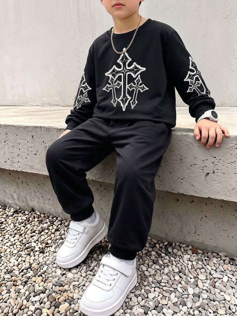 SHEIN Setelan 2 Potong untuk Anak Laki-Laki: Sweatshirt Hitam & Celana Jogger Hitam, Cetakan Grafis Putih di Bagian Depan dan Lengan, Pakaian Personalisasi yang Bergaya, Nyaman dan Mudah Dipakai, Cocok untuk Musim Semi dan Gugur, Sekolah dan Aktivitas Luar Ruangan, Setelan 2 Potong Penting untuk Anak Laki-Laki - Hitam - View 1