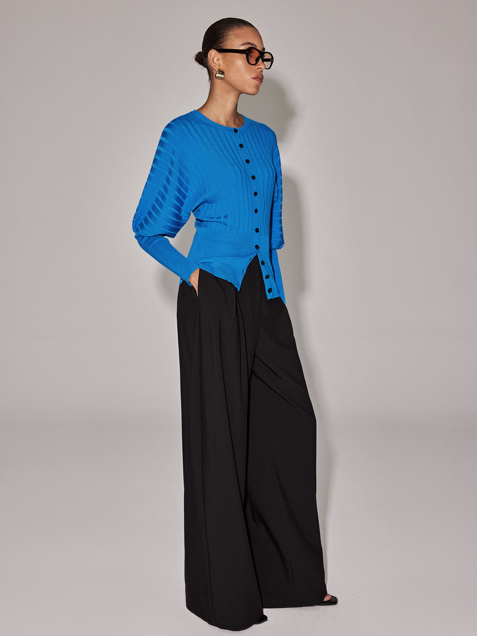 Anewsta Women Klein Blue Ribbed Batwing Sleeve Cropped Knit Cardigan, Single-Breasted Casual Commuter Vintage Short Outerwear Top, Spring/Autumn