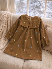 SHEIN 女童燈芯絨花卉刺繡可愛領長袖洋裝 春秋款 感恩節 母女套裝 小新娘 棕色仙女公主風 - 咖啡棕 - 查看 2