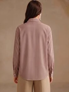 Anewsta 女款秋季優雅休閒棕色條紋寬鬆長袖開襟襯衫，梭織肩部細節，適合商務辦公 - 藕粉色 - 查看 2