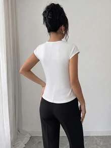 Elenzga Women's Spring/Summer French Elegant Exquisite Metal Buckle Asymmetric Waist-Cinching Blouse, Suitable For Daily Outings And Commuting - White - View 3