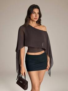 SHEIN Tall Atasan Crop Top Wanita Elegan Warna Polos dengan Patchwork Jala dan Bahu Asimetris, Atasan Musim Panas - Coklat - View 4