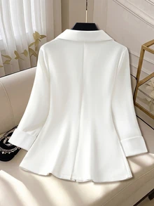 GlowEve CURVE Plus Size Women's Autumn Blazer, White Suit Jacket, Minimalist Design, Casual Daily Outfit, Elegant Style Fall - White - View 2