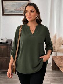 Comfylo Plus Size Women's Solid Color Notched V-Neck Casual Versatile Everyday Blouse - Green - View 4