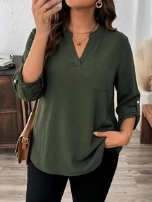 Comfylo Plus Size Women's Solid Color Notched V-Neck Casual Versatile Everyday Blouse - Green - View 3