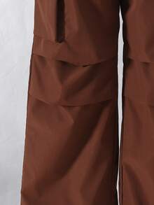SHEIN 青少年女孩休閒街頭戶外校園通勤時尚圓領落肩短袖數位印花T恤，搭配中腰鬆緊腰口袋工裝長褲，百搭返校穿搭，適春夏季秋 - 棕色 - 查看 5