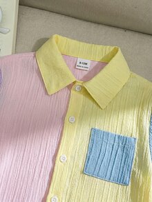 SHEIN 2pcs Baby Boy Colorblock Textured Fabric Pocket Polo Shirt And Shorts Set, Suitable For Summer, Travel, Back To School - Multicolor - View 4