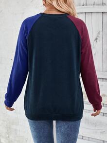 SHEIN LUNE New Plus Size Sweatshirt With Contrast Color Sleeves, Round Neck, Raglan Sleeves WEIYI - Multicolor - View 2