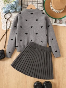 SHEIN 青少年女孩 2 件套，優雅愛心刺繡毛衣與針織百褶裙灰色套裝 - 灰色 - 查看 4