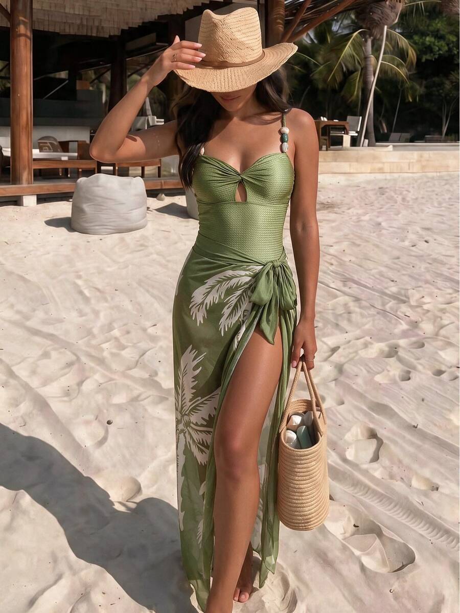 SHEIN Swim 春假新款女士夏季度假纯色纹理细肩带交叉串珠露背镂空抽绳配套高端印花网纱沙滩裙泳衣套装，节日波西米亚热带风情绿色度假装丛林主题装绿色泳衣绿色泳装 - 綠色 - 查看 1