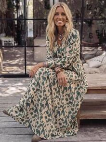 Brillora Women's Autumn/Winter New Leopard Print Deep V-Neck Bodycon Maxi Dress, Slim Fit, High Waist, Cinched Waist, Elegant, Long Sleeves, Slightly Puffy Sleeves, Commute, Work, Date, Party, Casual, Daily Wear, Fashion, High-End, Versatile, Women's Dress Single Item Recommendation, New Arrival, Hot-Selling, Autumn/Winter Essential, Limited Time Offer, New Product - Green - View 13