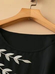 SHEIN LUNE 大码女式优雅撞色领条纹印花衬衫 - 黑色 - 查看 5