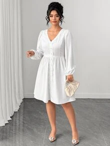 SHEIN LUNE CURVE 大尺碼女款春夏波點V領蕾絲飾邊時尚洋裝秋季 - 黑與白 - 查看 6