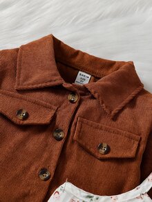 SHEIN Elladie kids 两件套女童时尚套装，包括一件翻领长袖外套和一条松紧腰A字印花吊带裙，适合休闲、度假穿着，春秋季少女穿搭。两件套女童套装，灯芯绒外套，女童灯芯绒外套，冬季款。 - 棕色 - 查看 6
