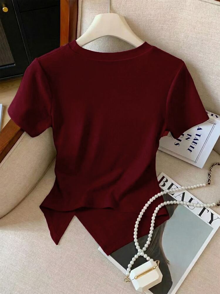 GlowEve Women's Casual Everyday Travel Commute Solid Color Short Sleeve Asymmetrical Hem Ruched Fitted T-Shirt, Summer Burgundy Red - Red - View 2