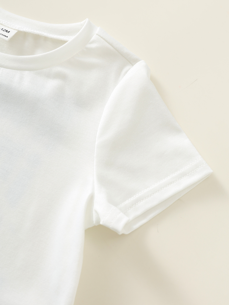 SHEIN Bubblio مجموعة ملابس علوية بأكمام قصيرة وشورت بخصر مطاطي مطبوع عليها حروف، مناسبة للأطفال الرضع والصغار، مصنوعة من قماش ناعم، مناسبة للصيف والخروجات والعطلات - متعدد الألوان - مشاهدة 4