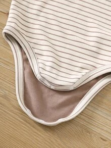 SHEIN 中性嬰兒男嬰/女嬰、幼兒 3件組秋冬保暖內裡加厚休閒可愛純色高領連身衣，嬰兒冬季連身衣，聖誕 - 摩卡棕 - 查看 7