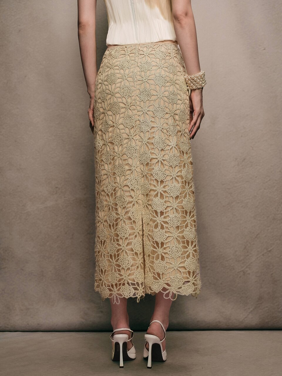 Anewsta Women's Elegant Heavy-Embroidered Gold Hollow-Out Water-Soluble Lace Skirt